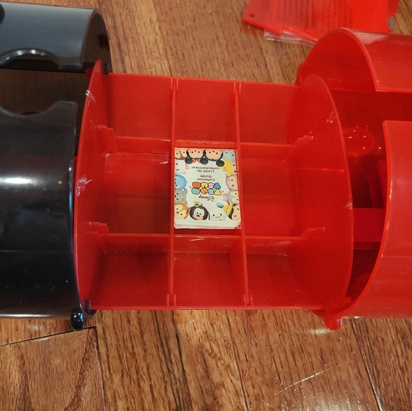 Disney Tsum Tsum Vinyl Mini Figures with Mickey Mouse Holder Pack - Picture 5 of 8